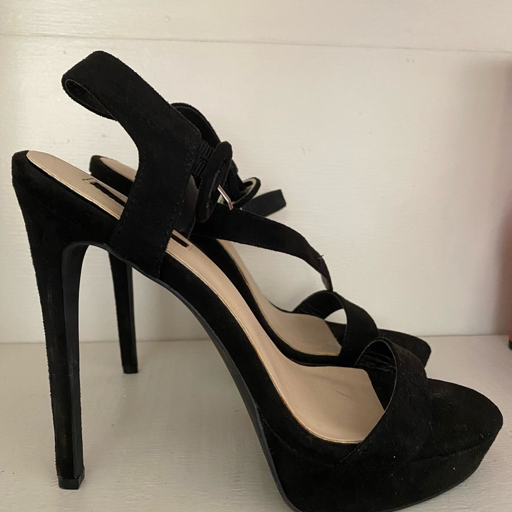 Forever 21 Black Strappy Heels